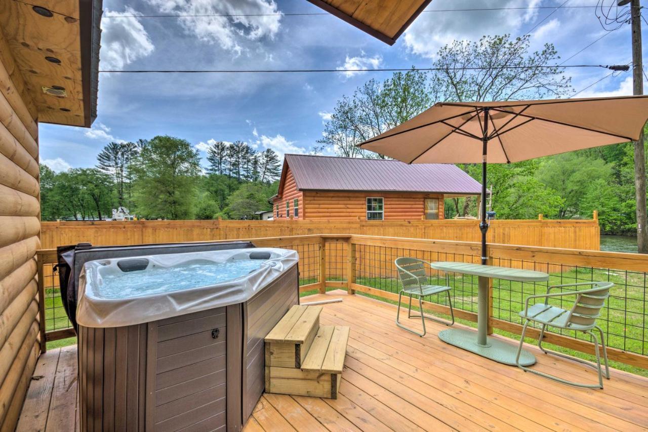 Cozy Cabin On Tuckasegee River - Near Bryson City Exterior foto