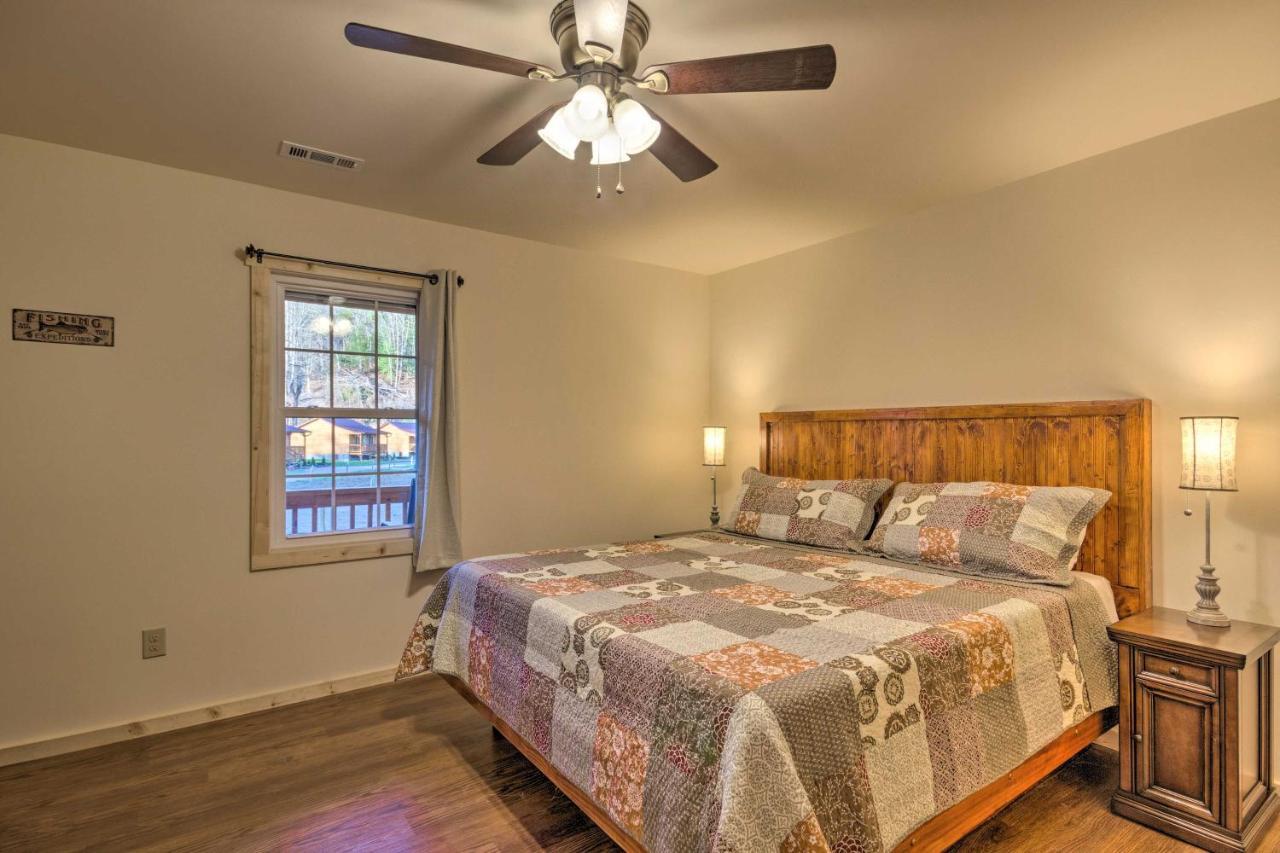 Cozy Cabin On Tuckasegee River - Near Bryson City Exterior foto
